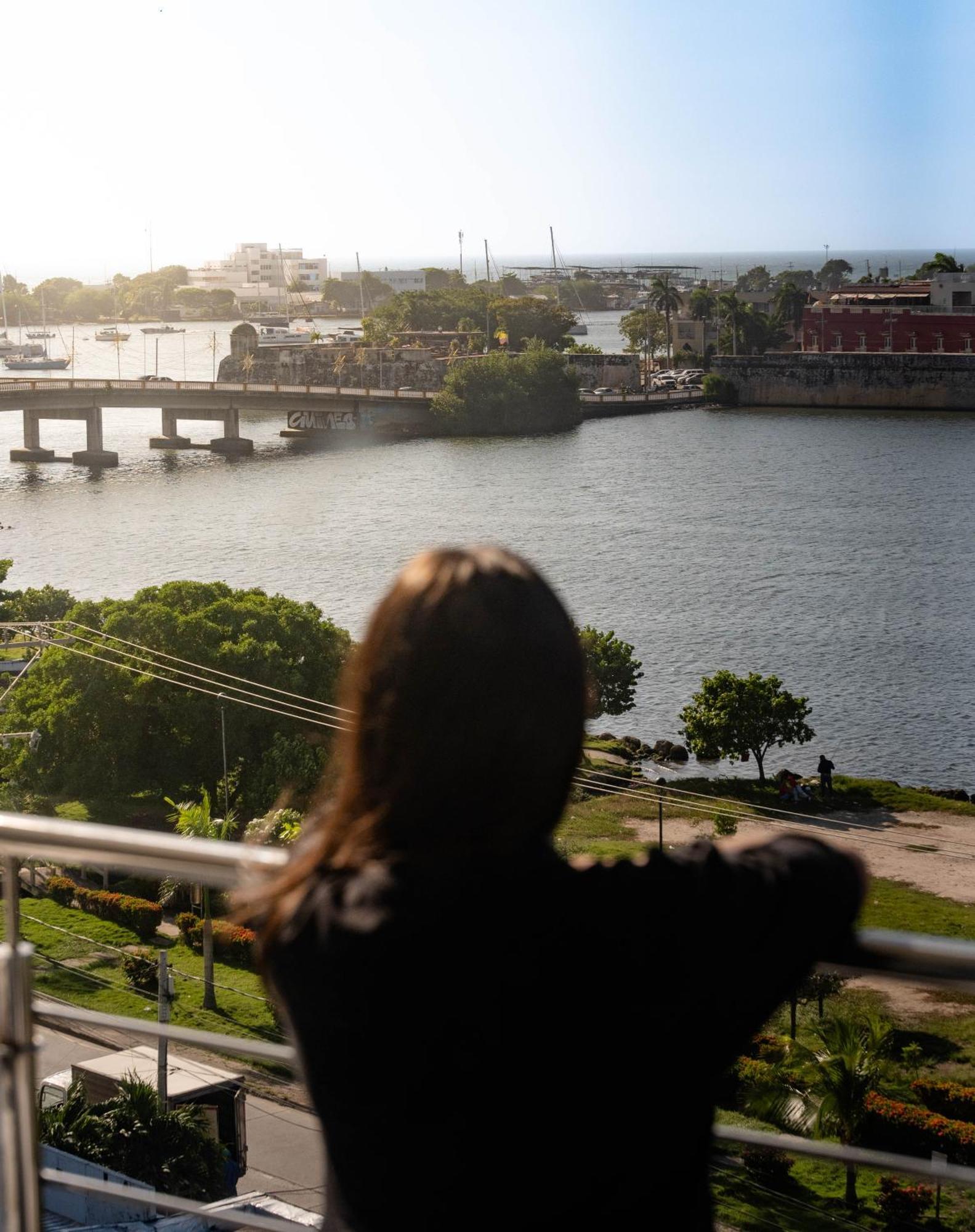 Bahia 79 Apartasuites Cerca Al Centro Cartagena Dış mekan fotoğraf