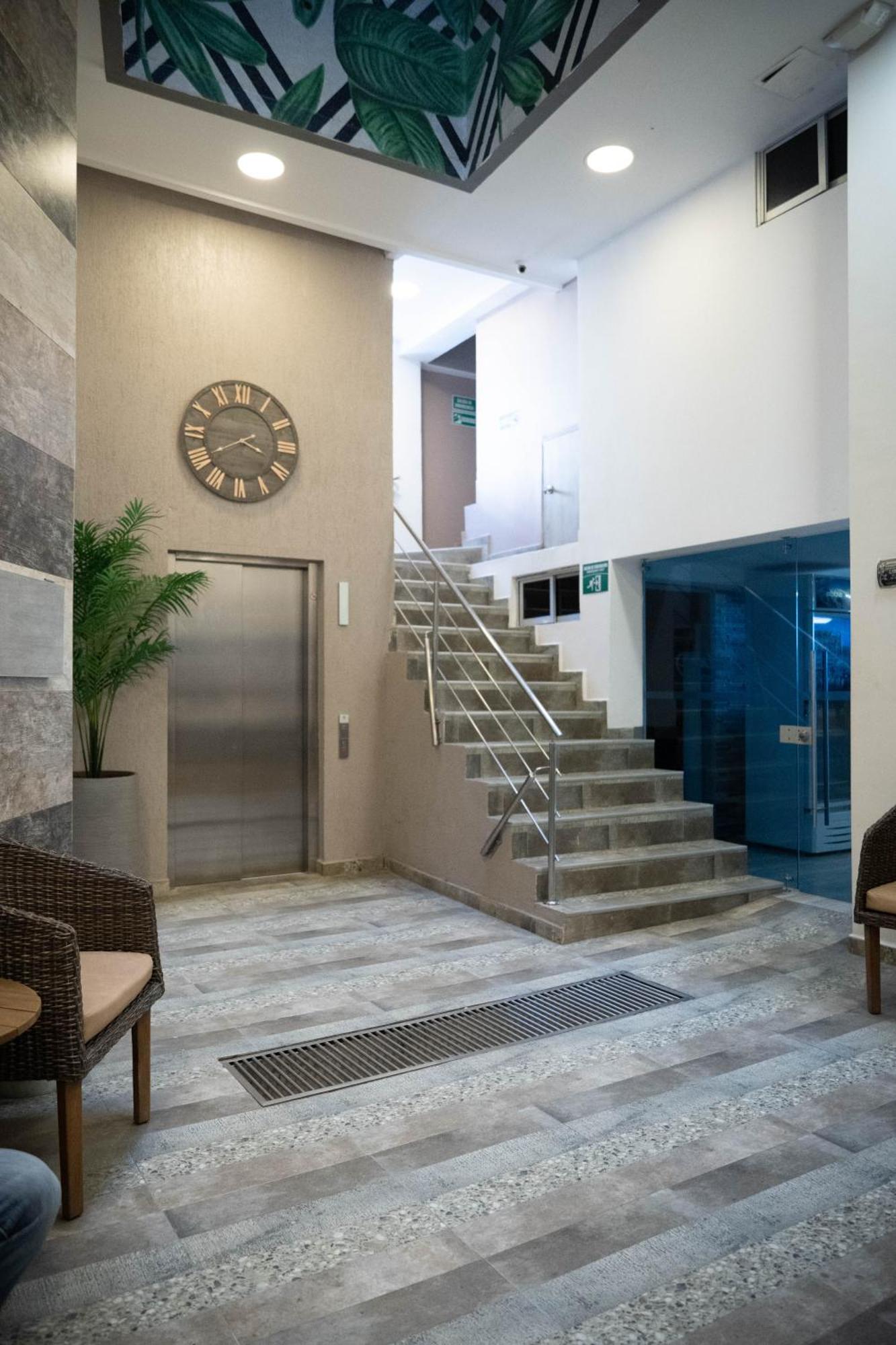 Bahia 79 Apartasuites Cerca Al Centro Cartagena Dış mekan fotoğraf